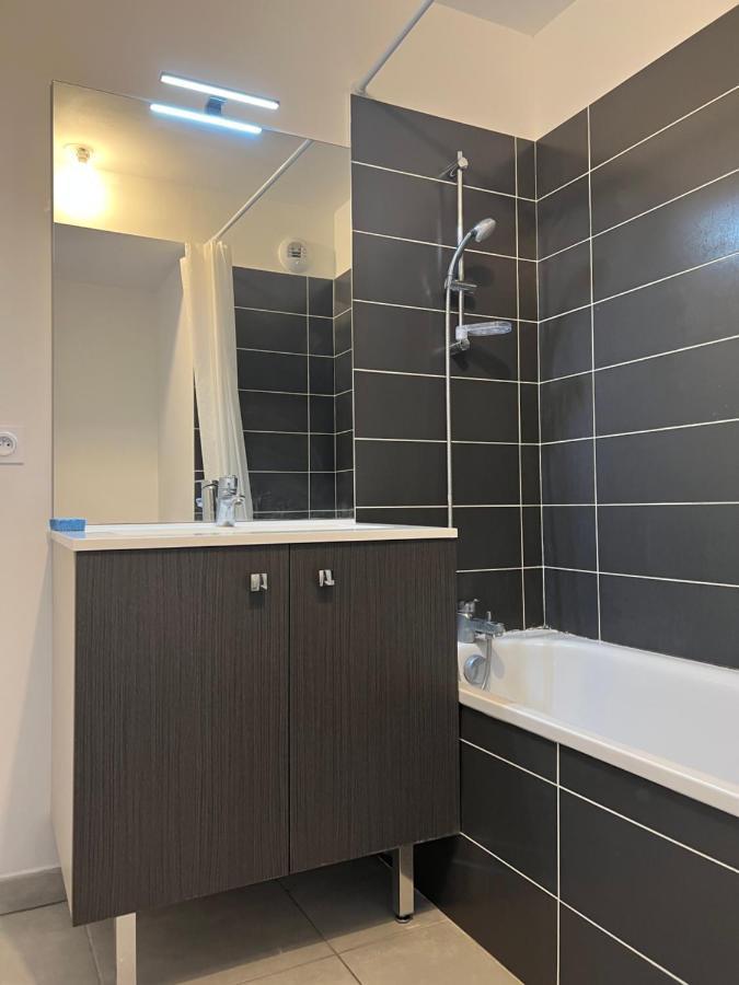 Residence Neuve Le K 10 Mn Gare, Parking , Tram Montpellier Bagian luar foto
